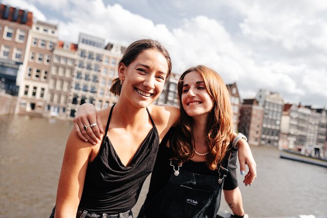 Amsterdam: Professional Photoshoot at the Canals - Key points to know before you book