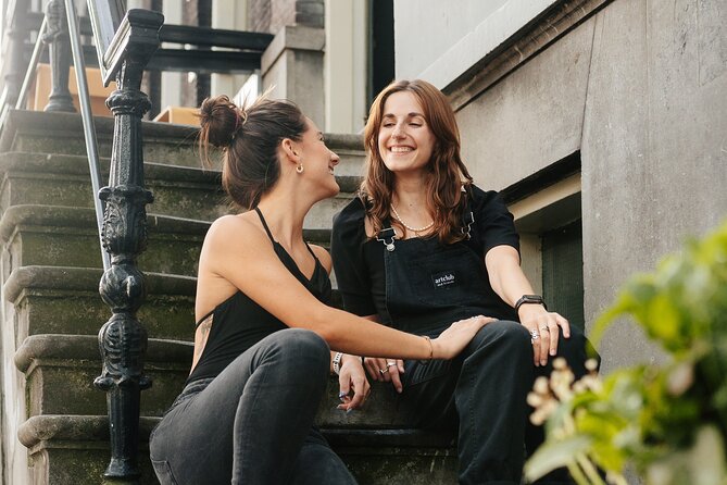 Amsterdam: Professional Photoshoot at the Canals - Weather planning for an outdoor portrait session