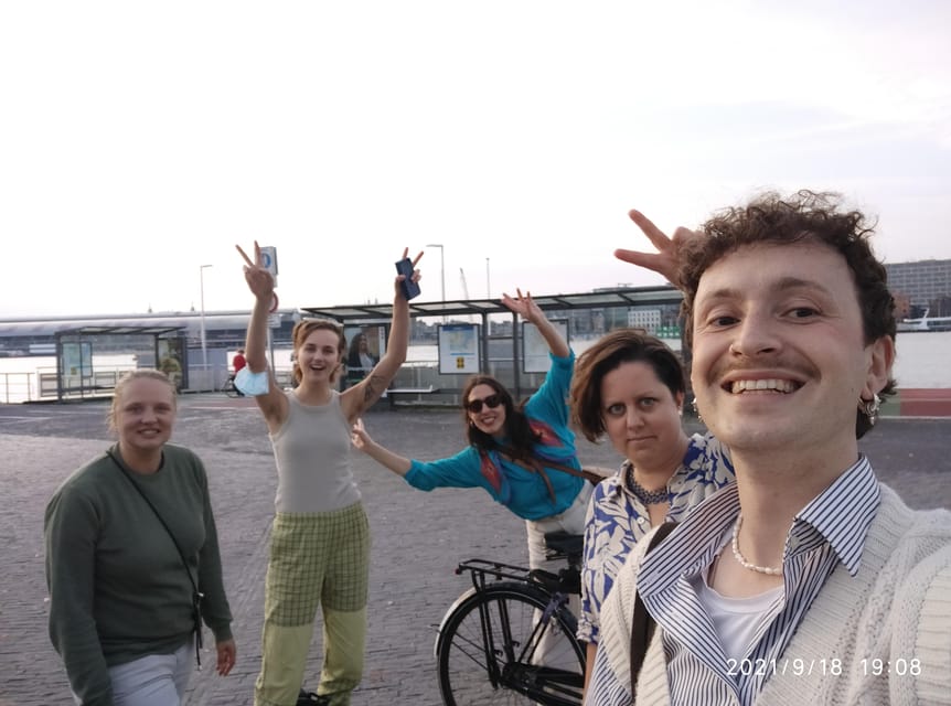 Amsterdam: Rainbow Rural Bike Tour With Local Gay Guide - What the four five-star ratings tell you
