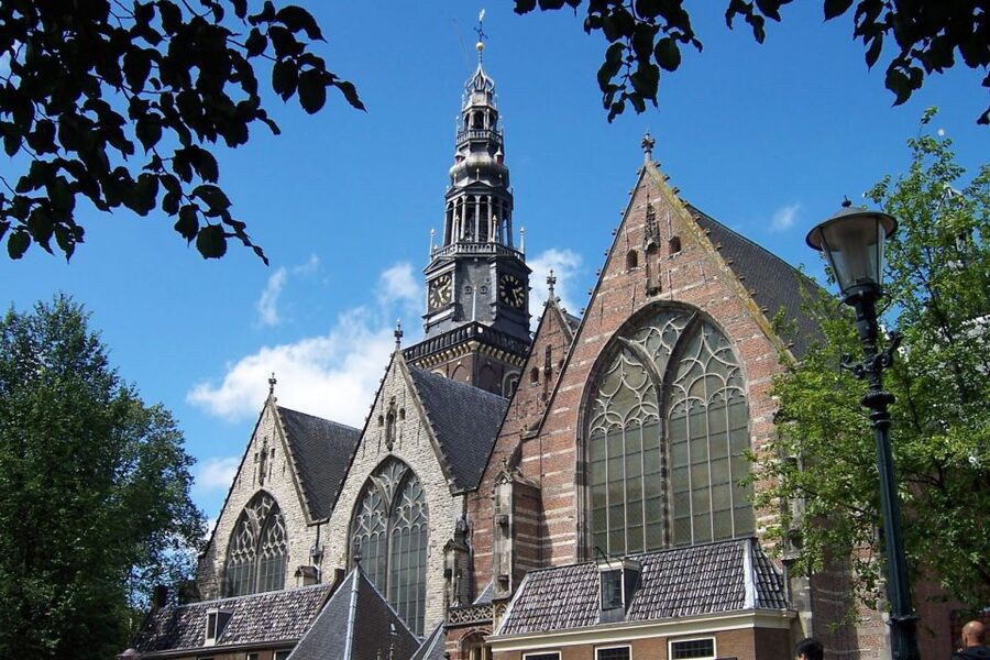 Amsterdam: Red Light District 1-hour Smartphone Audio Tour - Belle and the tour’s respectful tone