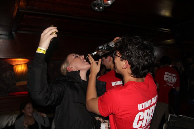 Amsterdam Red Light District Pub Crawl - Club Smokey and the final nightclub