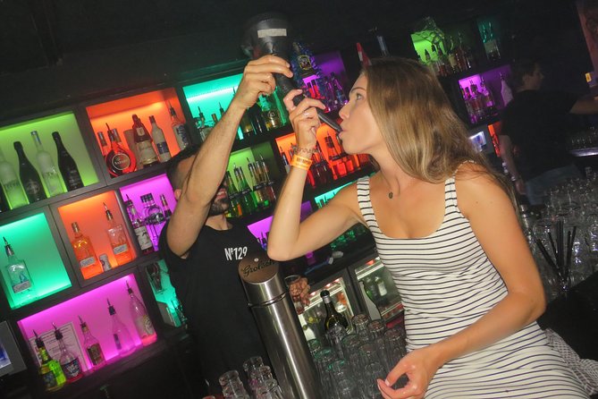 Amsterdam Red Light District Pub Crawl - Guides, group energy, and the solo visitor question