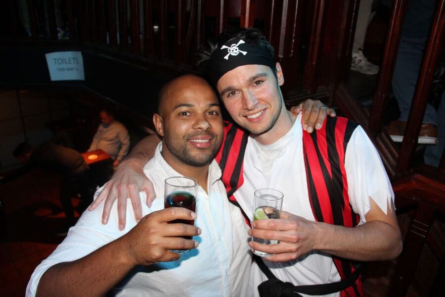 Amsterdam: Red-Light District Pub Crawl and Booze Boat Tour - What the included drinks mean for the price