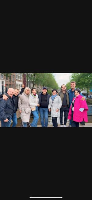 Amsterdam: Red Light District Tour in German - History, safety, and the district today