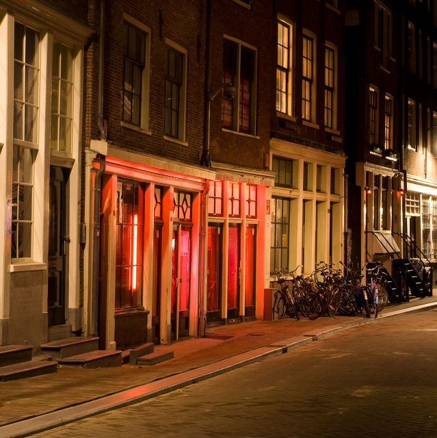 Amsterdam Red Light District tour with a local guide - Medieval Amsterdam and the era of Napoleon