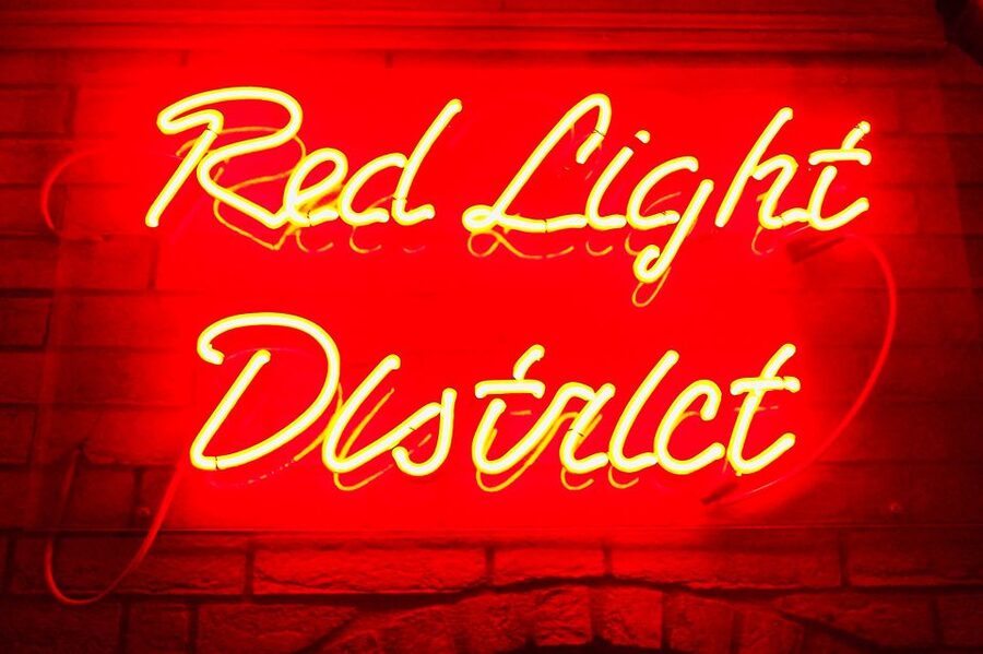 Amsterdam: Red Light District walking tour - The Old Church and Amsterdam’s older center