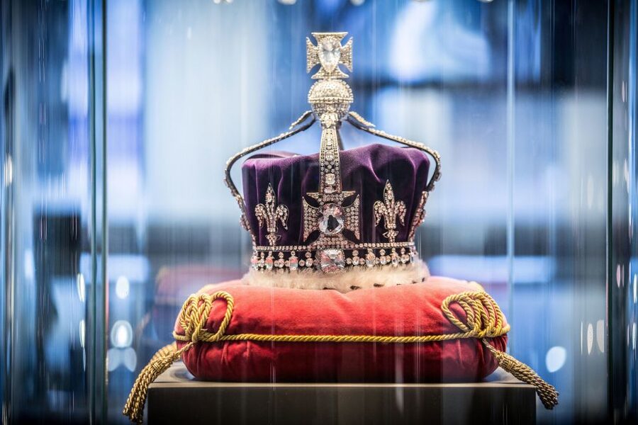 Amsterdam: Royal Diamond Experience - Inside Royal Coster Diamonds on Paulus Potterstraat