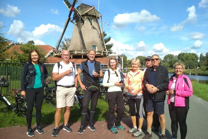 Amsterdam's Countryside Half-Day Bike Tour in Small Group - What the small group changes