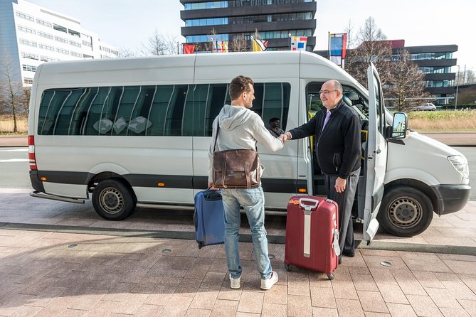 Amsterdam Schiphol Airport (AMS) Round Trip transfer to Amsterdam City - Booking details that can prevent trouble