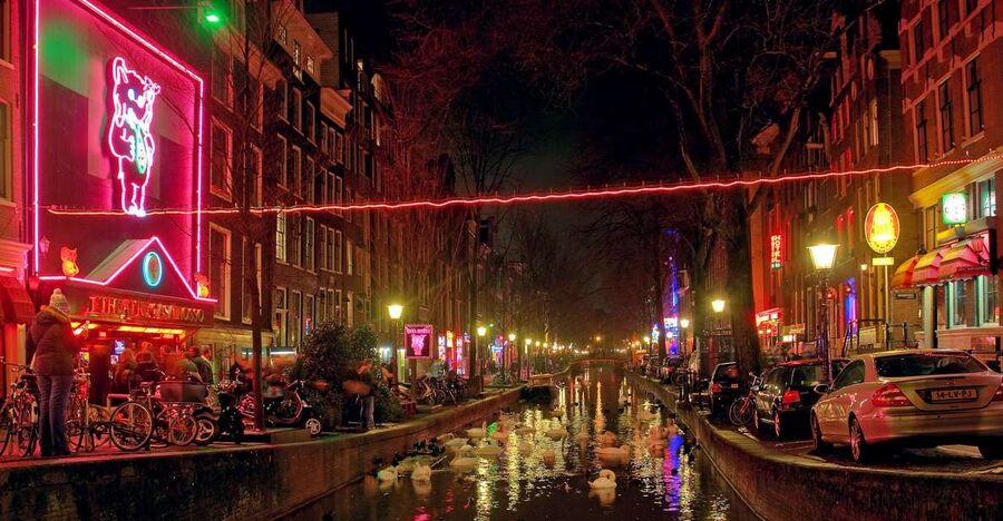 Amsterdam: Sex, Drugs, and Freedom Walking Tour - The Old Church and the Red Light District