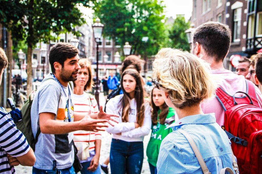 Amsterdam Small-Group Walking Tour - Begijnhof: a quiet change of pace