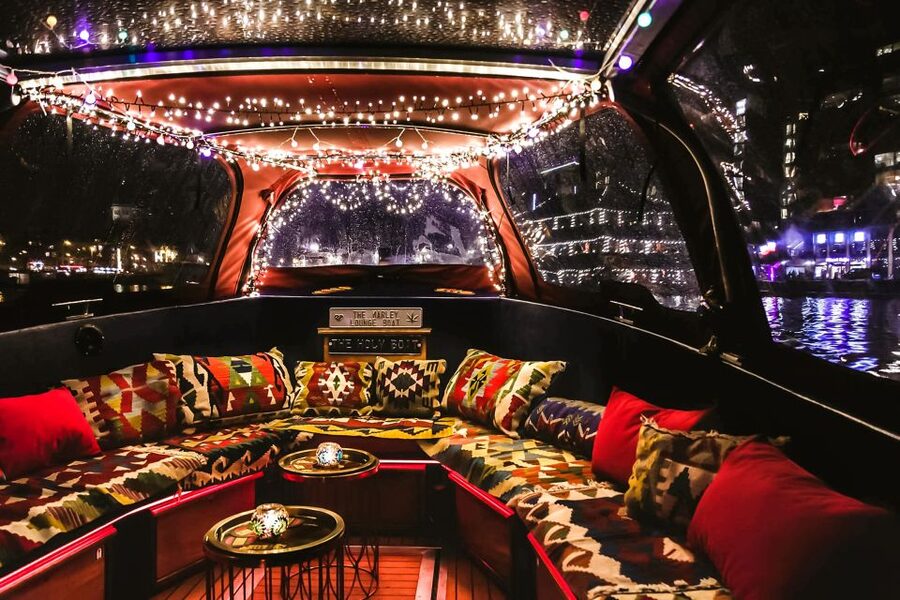 Amsterdam: Smoke and Lounge City Boat Cruise - Comfort, Access, and Practical Limits