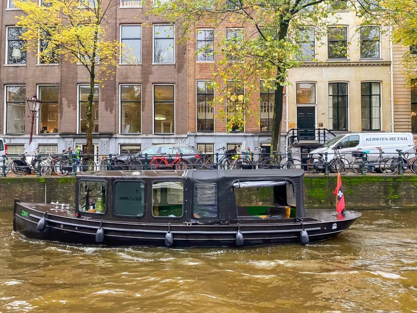 Amsterdam: Smoke and Lounge City Boat Cruise - Who Will Enjoy This Canal Cruise Most