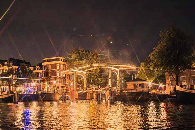 Amsterdam: The Bulldog Boat Smoke and Booze Cruise - Is $28 a fair price?