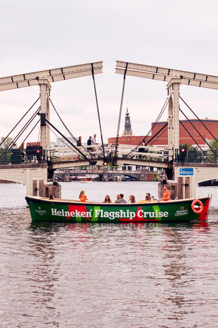 Amsterdam: The Heineken Flagship Canal Cruise - Weather, clothing, and comfort