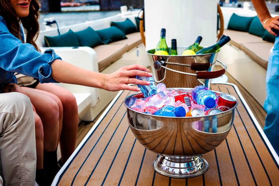 Amsterdam: The Newest Canal Cruise with Drink Option - The Dancing Houses and the Skinny Bridge