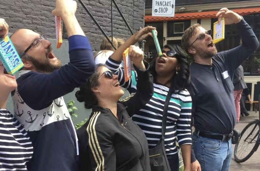 Amsterdam: The Story of History & Culture Walking Tour - Who will get the most from this walk