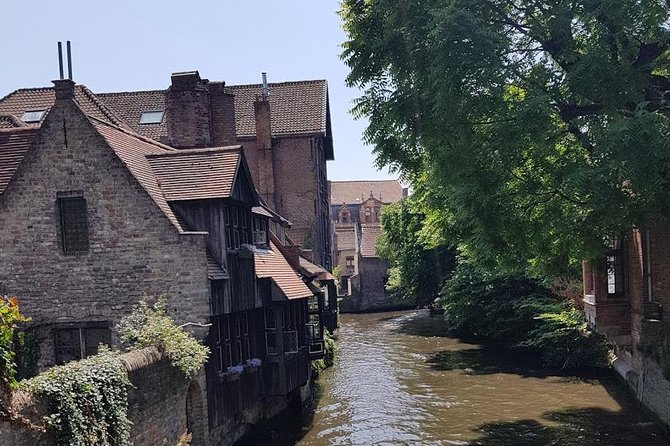 Amsterdam to Bruges – Private luxury Full-Day Tour Cristmasmarket - A half hour at the Church of Our Lady