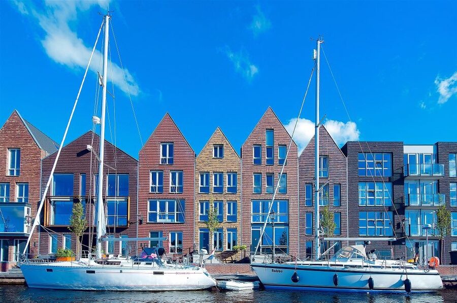 Amsterdam to Haarlem: Private Day-Trip Experience - What the guide can add to the day