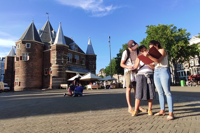 Amsterdam Treasure Hunt: The Mystery of a Secret Sender - Stop one: Oude Kerk begins the investigation