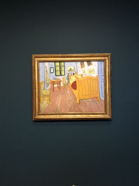 Amsterdam: Van Gogh Museum Guided Tour - Meeting the orange umbrella beside Cobra Café