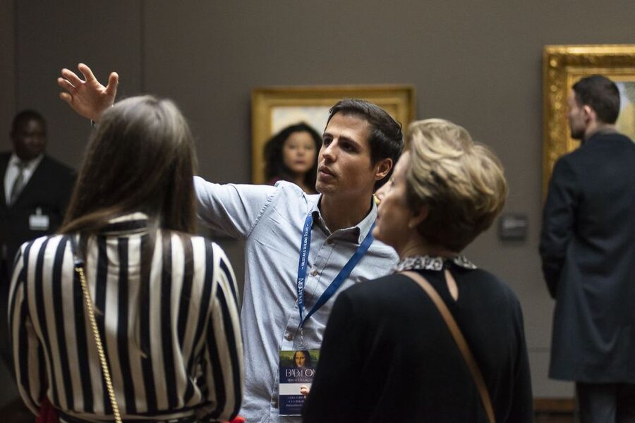 Amsterdam: Van Gogh Museum Masterpieces Tour up to 8 guests - Van Gogh’s life without losing sight of the art