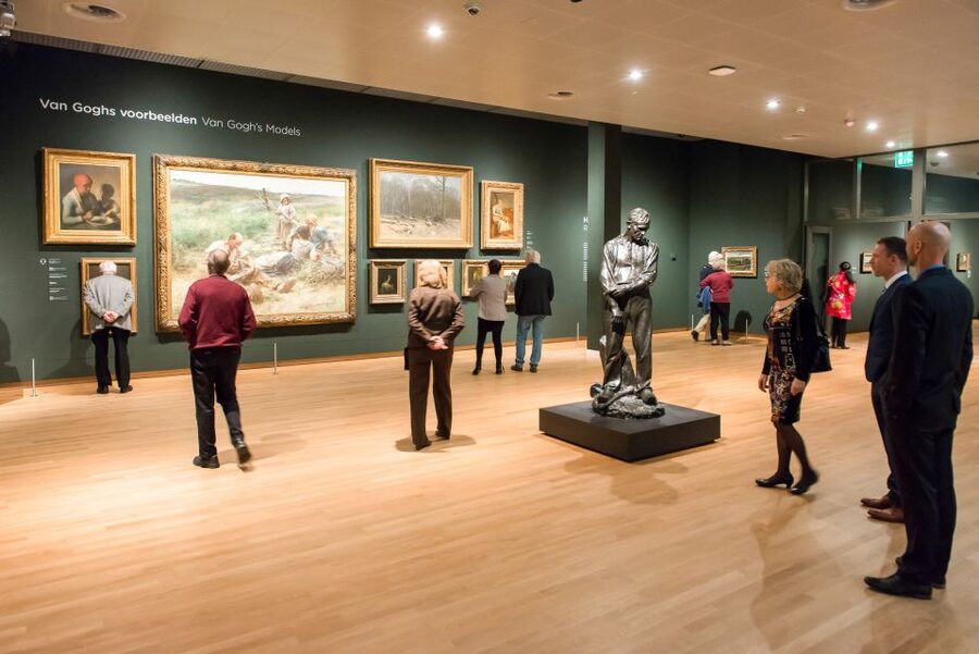Amsterdam: Van Gogh Museum Ticket - Using the Optional Audio Guide
