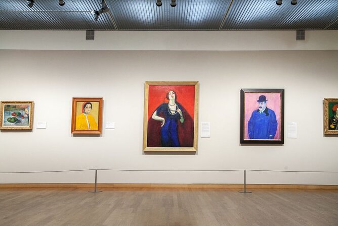 Amsterdam Van Gogh Museum with Audio or Guided Tour - What the guided option adds