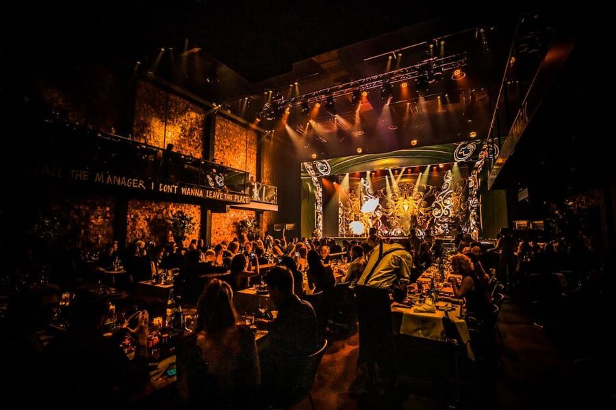 Amsterdam: VEGAS Dinner Show with 3-Course Sharing Menu - Who will enjoy VEGAS most