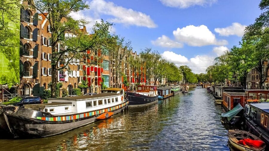 Amsterdam Walking Tour with a Local - A Cultural Introduction, Not a History Lecture