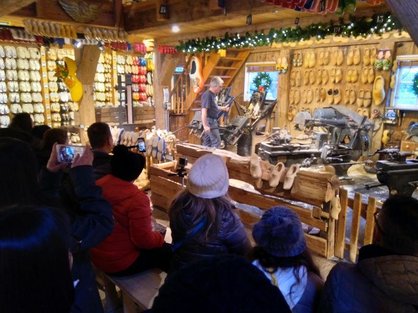 Amsterdam: Zaanse Schans 3-Hour Small Group Tour - Why Zaanse Schans works well as a short outing