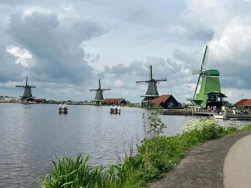Amsterdam: Zaanse Schans and Giethoorn Guided Combo Tour - Who will enjoy this day most?