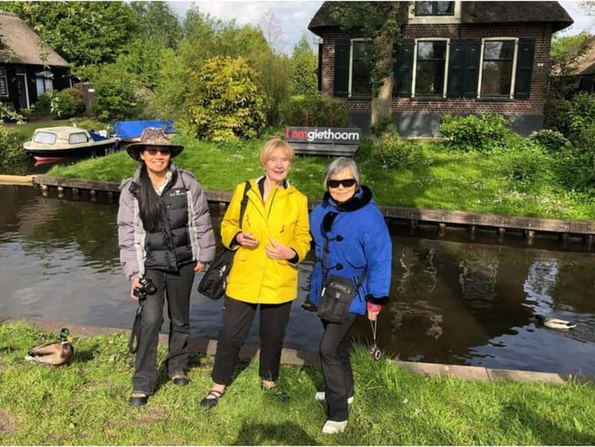 Amsterdam: Zaanse Schans and Giethoorn Guided Combo Tour - Zaanse Schans: windmills with working traditions