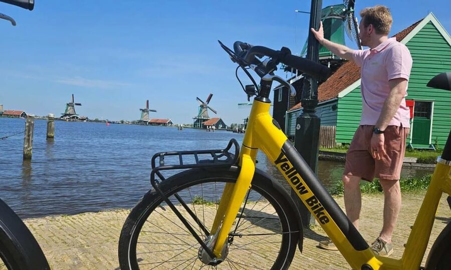 Amsterdam: Zaanse Schans E-Bike Tour with Windmills & Cheese - D’Admiraal Windmill and the route through North Holland