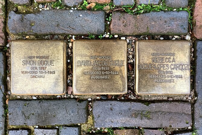 Anne Frank and Amsterdam Jewish History Walking Tour - Kattengat and the people hidden at Der Silveren Spiegel