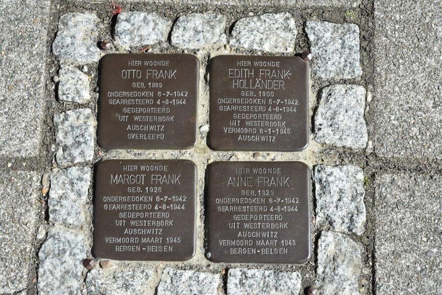 Anne Frank Story & Private 2-Hour Neighborhood Tour - Walking through Amsterdam South