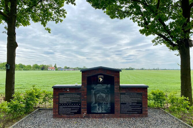 Band of Brothers in Holland Private Tour from Amsterdam - Son en Breugel and the lost bridge