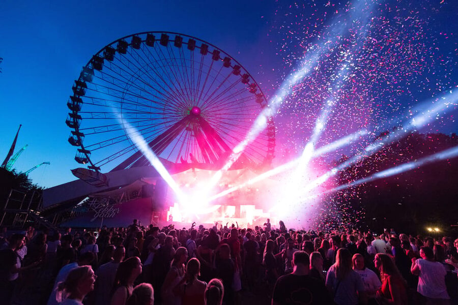 Biddinghuizen: Walibi Holland Entry Ticket - YOY lets you set your own limit