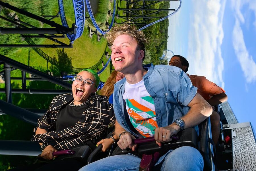 Biddinghuizen: Walibi Holland Entry Ticket - Lines, crowd levels, and the Fast Lane choice