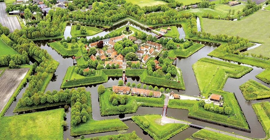 Bourtange: Fortress Museum Entry Ticket - Meet the Cannons and Soldier Life