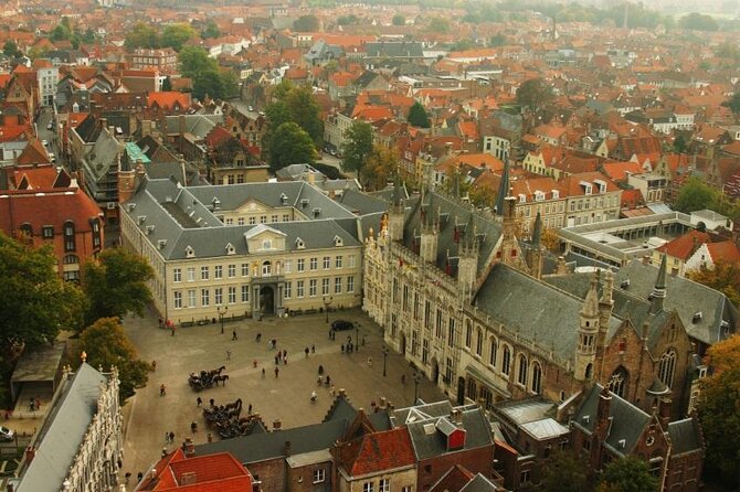 Bruges bus tour from Amsterdam - Chocolate at Chocolalino