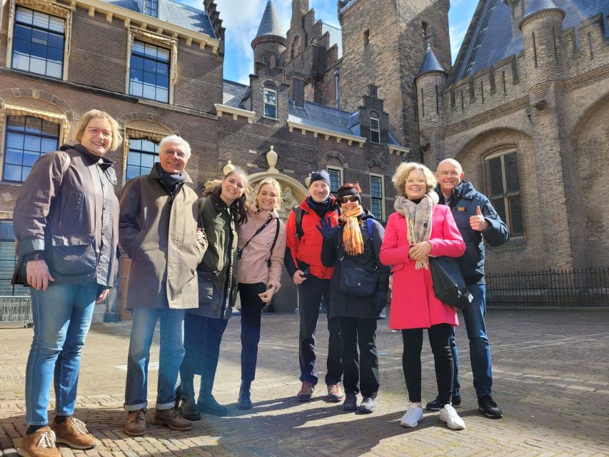 Centre The Hague On Foot with Wonderful Storyteller - 2hr - What the guides add to the experience