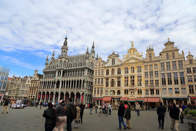Charms of Brussels and Bruges Day Trip from Amsterdam - Bruges Town Hall and free time