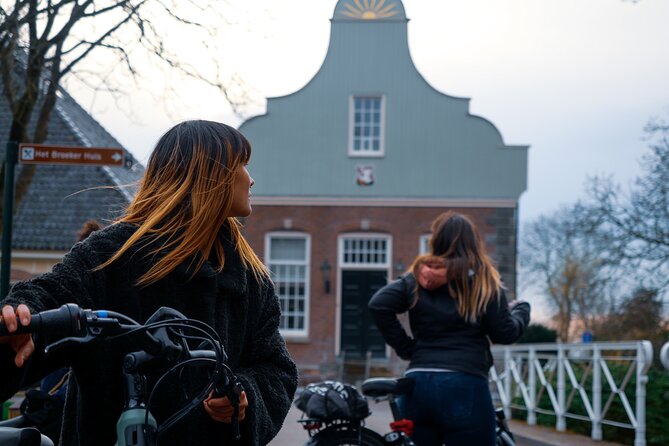 Cheese, Canals & Windmill Countryside E-Bike Tour Amsterdam - Leaving Centraal Station for the IJ