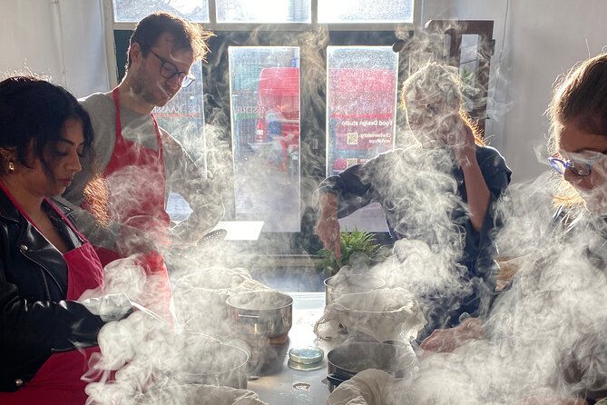 Cheese making workshop next to De Hallen, heart of Amsterdam - Who will get the most from this activity