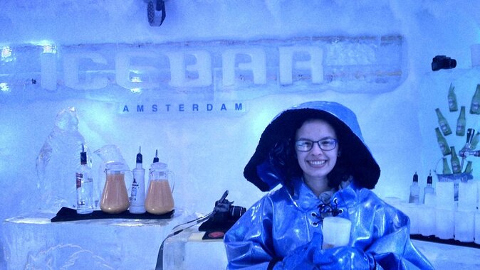 Combo Ticket: Xtracold Icebar Amsterdam and 1-Hour Canal Cruise - What the $44.45 package really includes