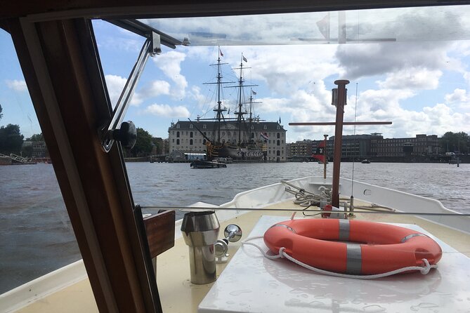 Cruise Amsterdam like a Local — Small Group 12 pax - Boarding at Prinsengracht 397