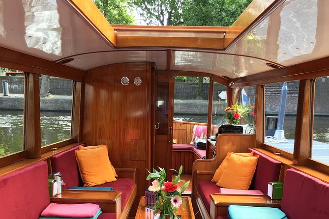 Cruise Amsterdam like a Local — Small Group 12 pax - The Amstel River and Stopera