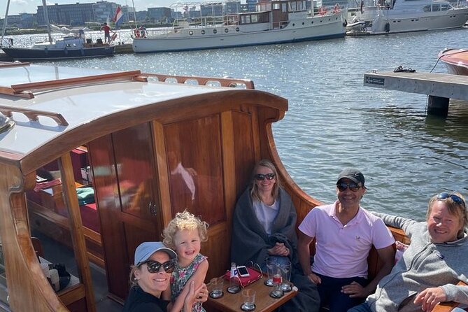 Cruise Amsterdam like a Local — Small Group 12 pax - Seven Bridges and the Skinny Bridge