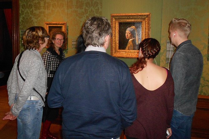 Customized Day Tour in the Netherlands with Art Historian - Rembrandt House: a smaller setting with a personal feel